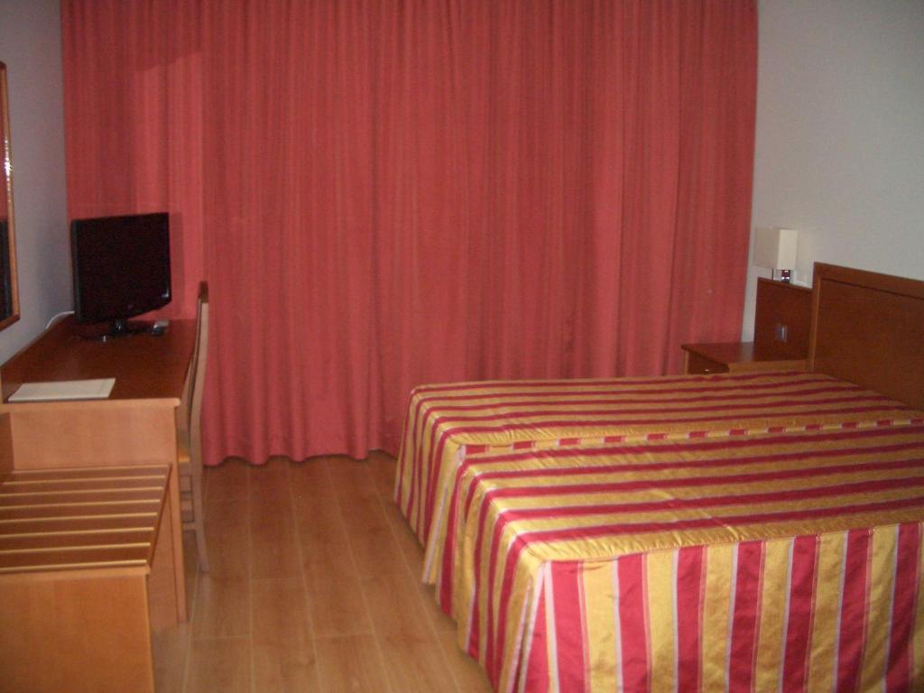 Hotel Aguiar Da Pena Vila Pouca de Aguiar Bilik gambar